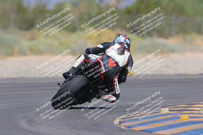 media/Sep-25-2023-Moto Forza (Mon) [[81ffa65e0a]]/B-C Group/Session 4 (Turn 2 Backside)/